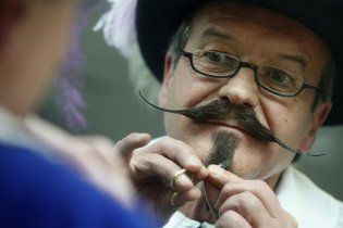 17 квітня в Історії