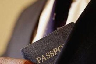 У Панамі видали паспорти з неправильним гербом