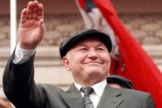 На посаду прем'єра Криму запропонували Лужкова