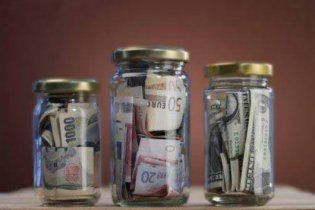 Россияне продают банк в Украине