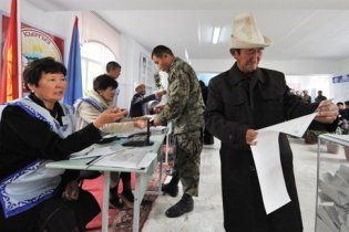 В Киргизии проходят парламентские выборы