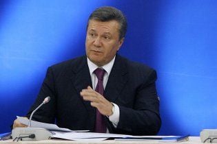 Янукович побачив вихід України з кризи