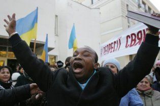 Досудове слідство у справі Аделаджі завершене