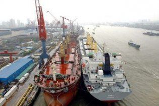 Китайский сухогруз протаранил российский теплоход