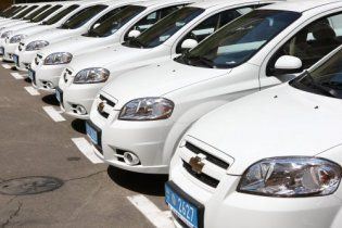 Уряд знову дозволив МВС купувати авто за бюджетні гроші
