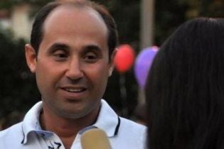 Кандидата в мери Херсона обстріляли на прес-конференції