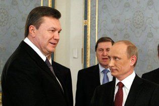 Путин прилетел в Крым к Януковичу