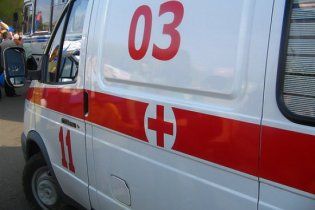 Янукович доручив Азарову створити український аналог служби "911"