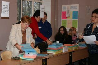 Самое распространенное нарушение на этих выборах - незаконная агитация