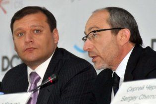 Обвинуваченого у замаху на Добкіна та Кернеса звільнили з в'язниці