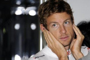 McLaren збільшить зарплату Баттона, щоб втримати його