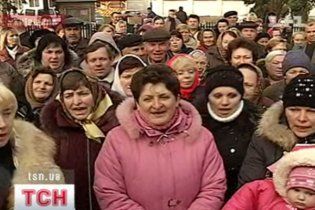 Під Києвом передреволюційна ситуація: селяни вимагають чесних виборів