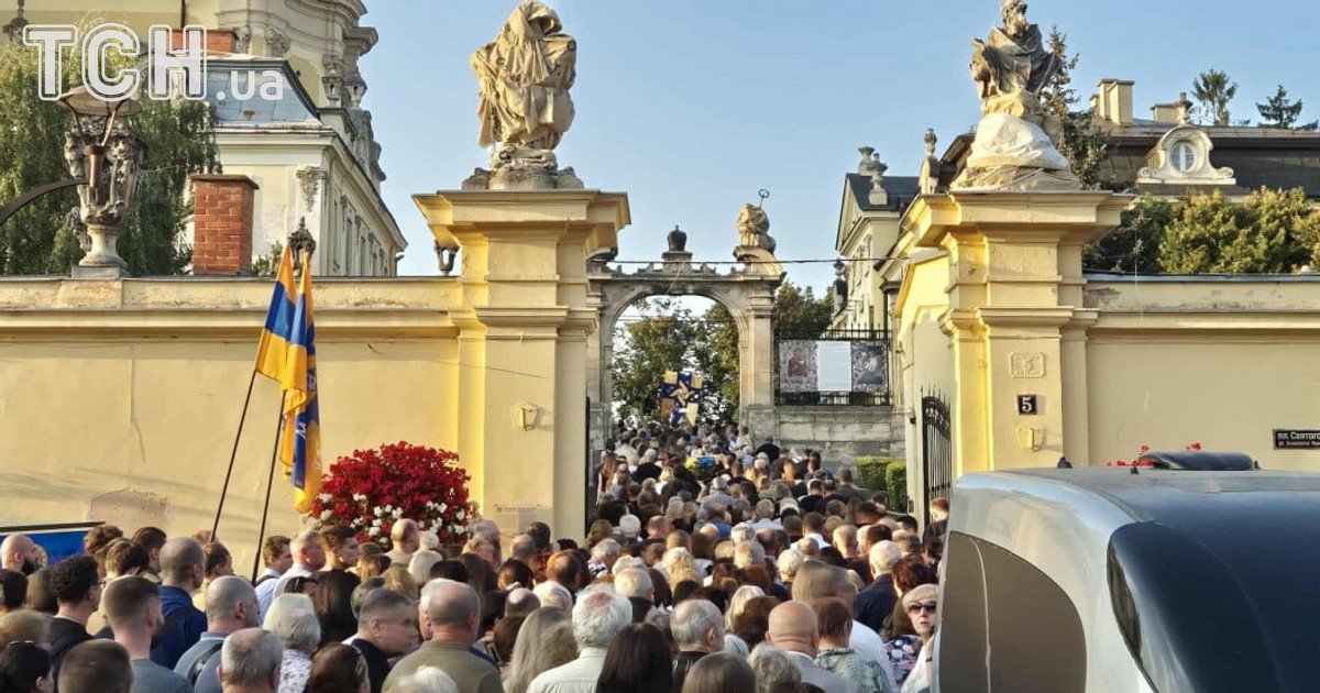 Парастас за Андреем Парубием во Львове