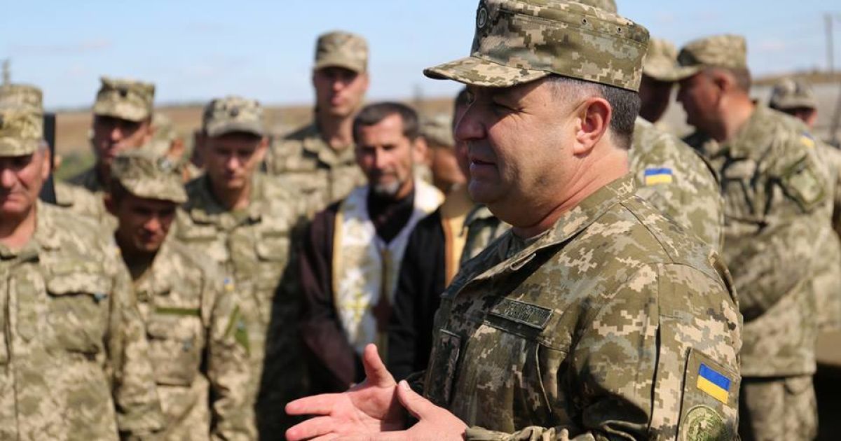 Полторак поздравил военных с Днем танкиста. / © Министерство обороны Украины
