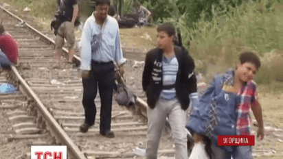 Болгария стягивает бронетехнику к границе с Македонией для защиты от мигрантов