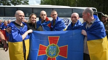 Звільнені з полону українські військові_9 / © Володимир Зеленський