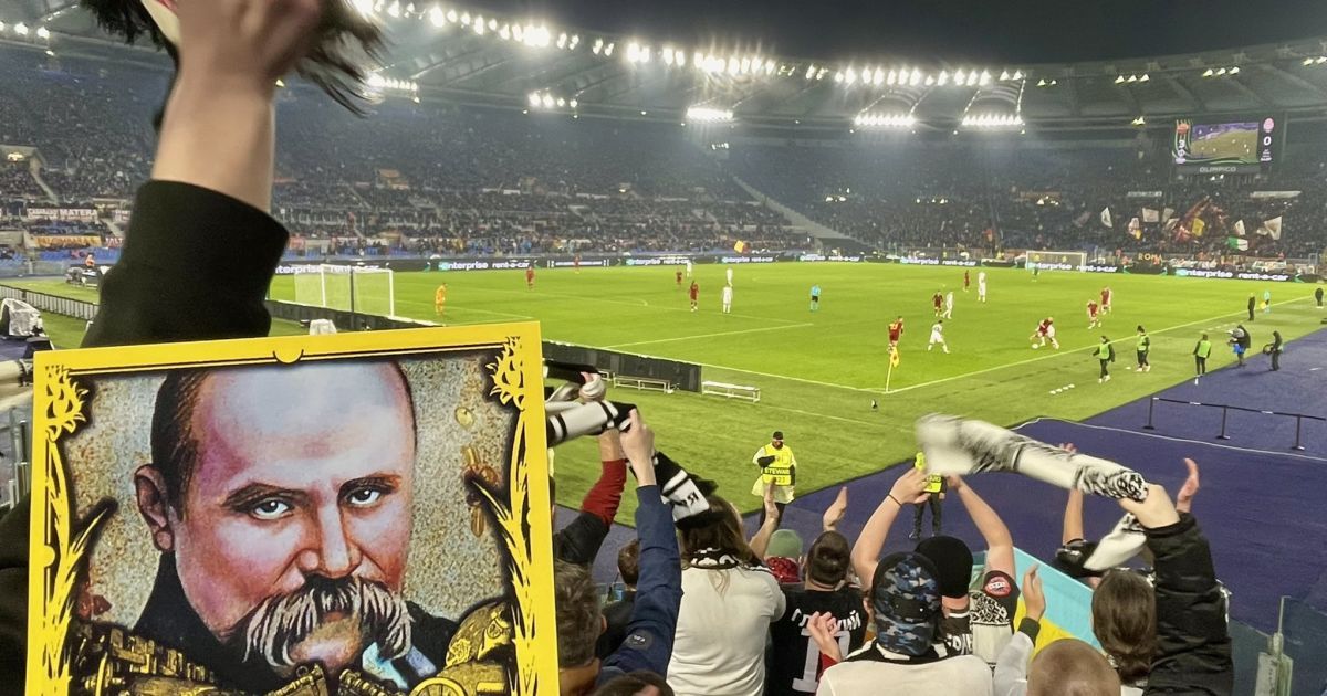 Фанатам "Зорі" заборонили вивісити патріотичний банер на стадіоні в Італії перед матчем Ліги конференцій