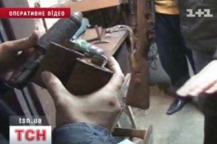 Крымчанин держал дома 20 гранат и тысячи патронов