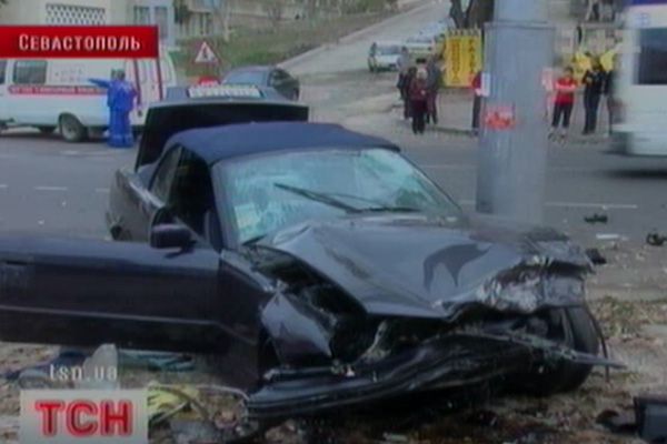 Автомобіль