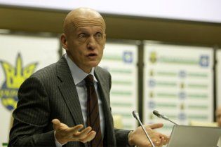 Колліна закликав захищати арбітрів, а не "вбивати" їх