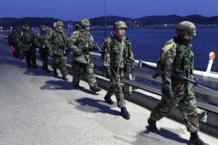Южная Корея начала противохимические военные учения