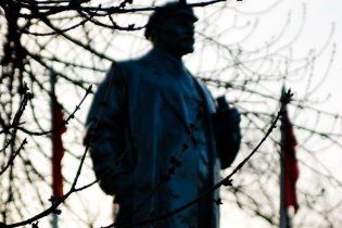 У Росії підірвали пам'ятник Леніну