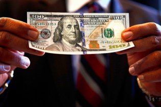 США выделят 120 млн долларов на демократию в Украине