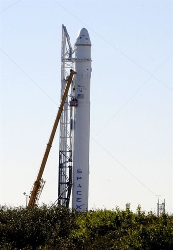 Dragon компанії SpaceX