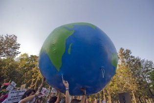 Глобальное потепление угрожает Украине наплывом "климатических беженцев"