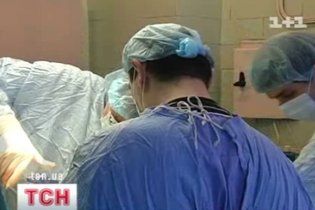 "Черных трансплантологов" обвинили в торговле людьми