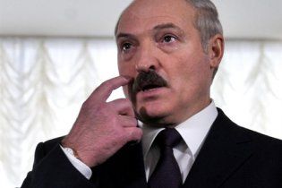 Лукашенко піднімає економіку, перевівши її на воєнне становище