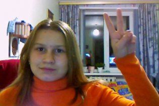 Шестикласниця повісилася перед новорічним балом, бо вважала себе гладкою