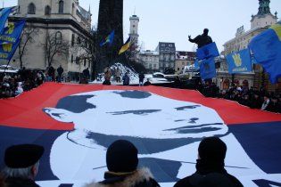 Голови трьох облрад щодо Бандери: війна проти українців триває