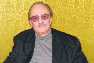 Известный актер Юрий Яковлев попал в больницу