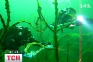 На Дніпропетровщині наближення Різдва відсвяткували під водою