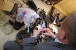 МВС: у затриманих тризубівців вилучено цілий арсенал зброї
