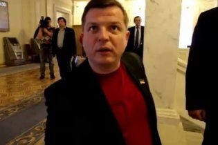 Регионал признал, что погорячился, вырывая камеру у журналиста
