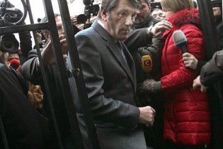 Печерский суд дал команду Генпрокуратуре найти Ющенко