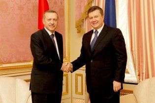 Украина и Турция отменят визовый режим