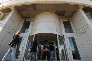 ВВС прекращает вещание на украинском языке