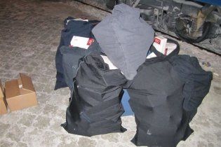 В Донецк пытались ввезти 10 мешков с таблетками для потенции