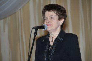 Людмила Янукович стала опекуншей луганских богословов