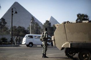 Армия попросила египтян разойтись по домам