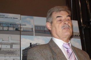 Попов покарав головного архітектора Києва за журналістку у підсобці