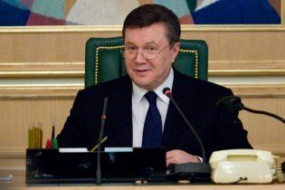Янукович: "Олімпійський" - це подарунок усім українцям