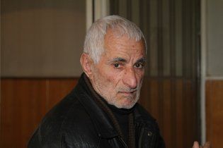 Дедушка наехал на бабушку "ВАЗом", а потом задушил ее и сжег тело