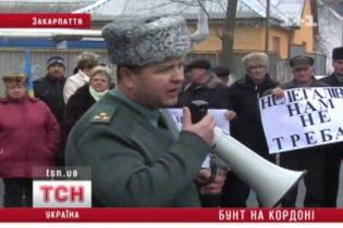 У Чопі масово протестують проти пункту для біженців і нелегалів