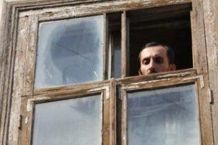 На Рівненщині чоловік застряг на смерть у кватирці, лізучи в будинок коханки