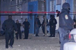 В Мексике неизвестные напали на бар и убили 21 человека