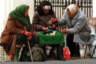 Влада Білорусі планує до кінця року двічі підвищити пенсії